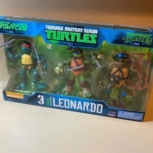 Teenage Mutant Ninja Turtles 3 Pack Leonardo Nickelodeon  Playmates  NEW